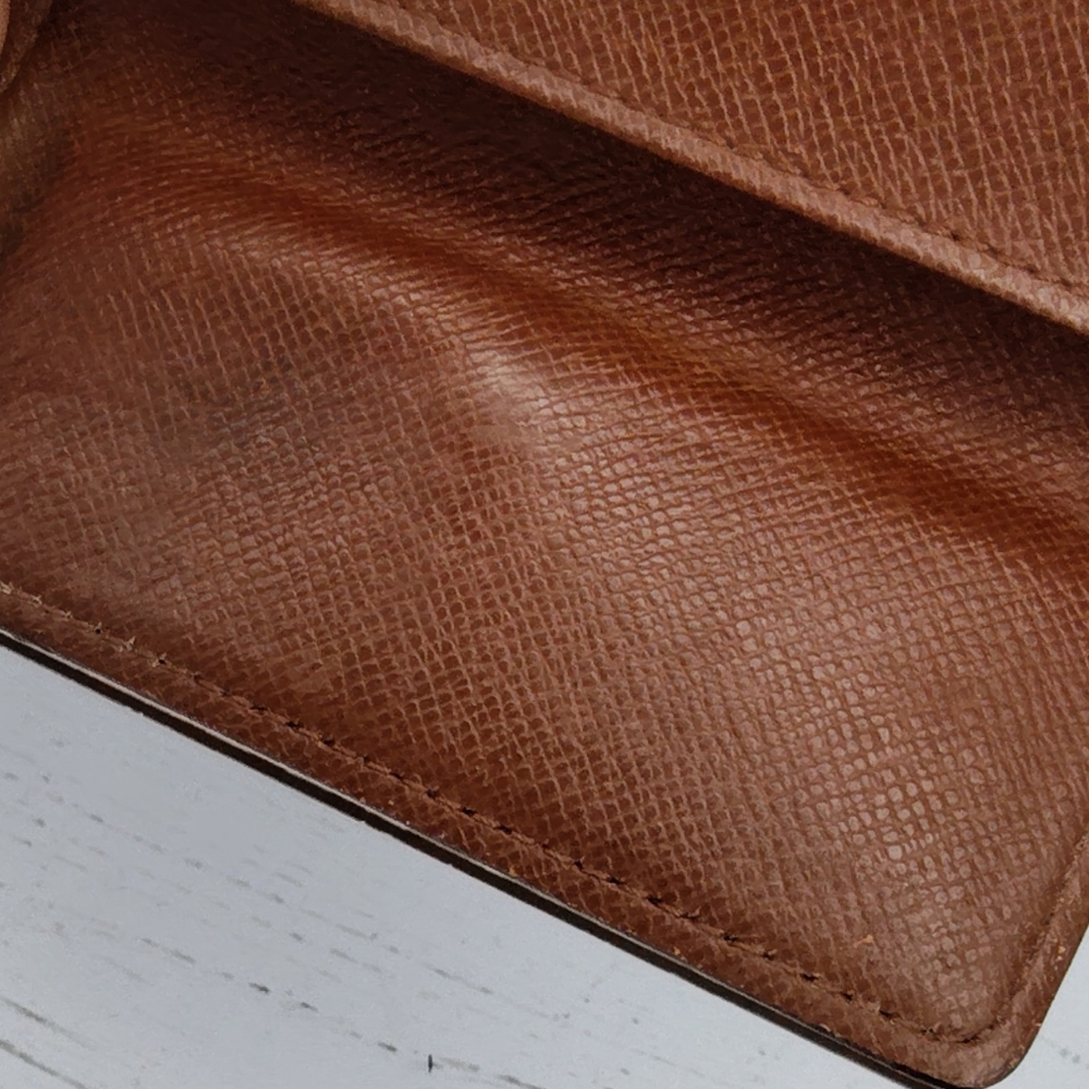 Louis Vuitton Key Wallet - Picture 3 of 14